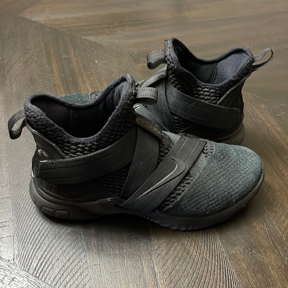 Lebron soldier 12 XII Triple Black